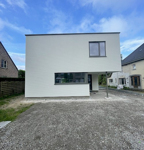 Moderne villa te Deinze